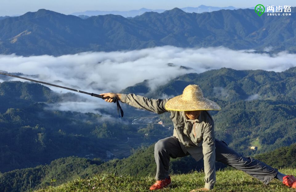 云中漫步：如何通过电影呈现人与世界的深刻联系的简单介绍